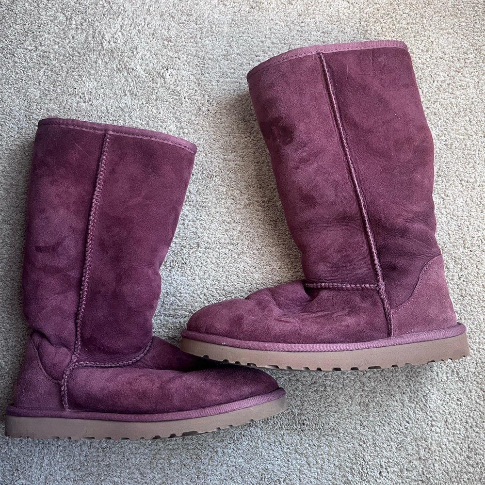 Ugg Women's Suede Boots - Plum